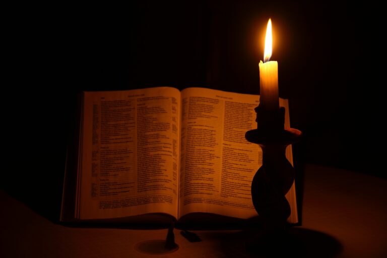 A Espiritualidade Pentecostal e sua Relação com a Formação Teológica Acadêmica